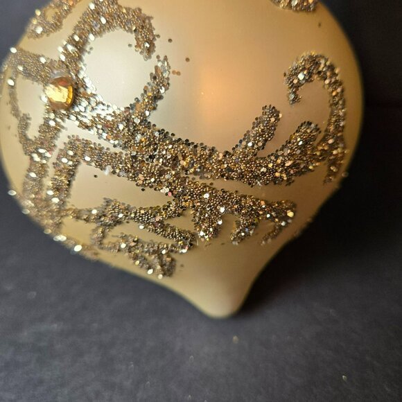 Frontgate Gold Glitter Scroll Glass Ornament 4 Inch Hand Decorated Holiday Decor - Picture 5 of 8